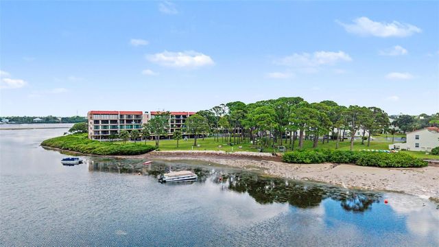2700 BAYSHORE BOULEVARD 11202, Dunedin, FL 34698