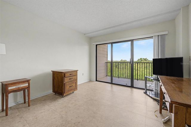 2700 BAYSHORE BOULEVARD 11202, Dunedin, FL 34698