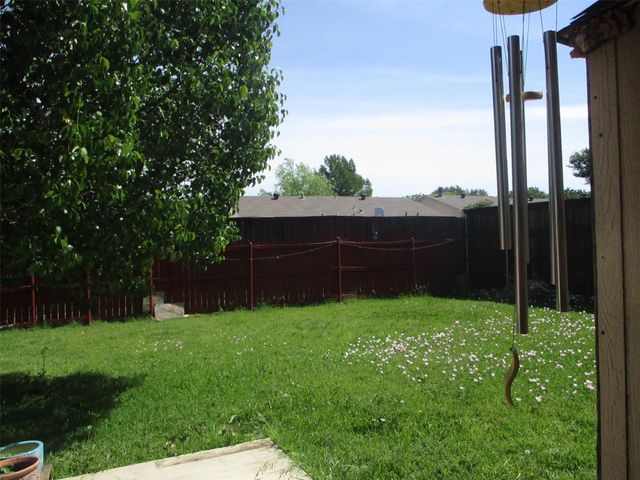 5425 Slay Drive, The Colony, TX 75056