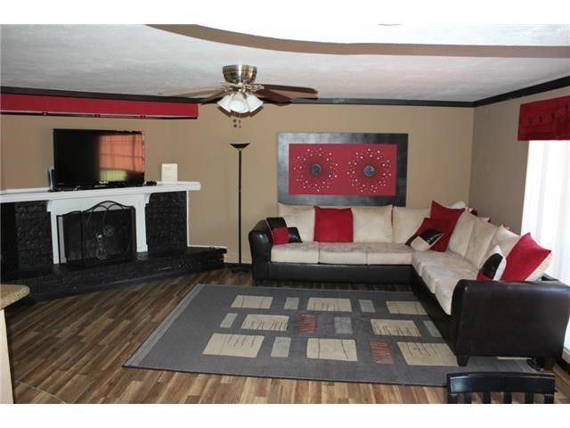 5425 Slay Drive, The Colony, TX 75056