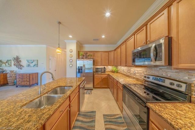 14670 Fern Lake CT, Naples, FL 34114