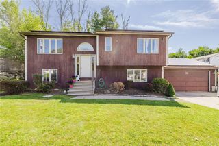 1 Lee Ann Drive, Johnston, RI 02919