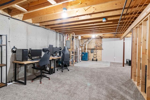 8 Checkerberry Sq Unit 105, Milton, VT 05468