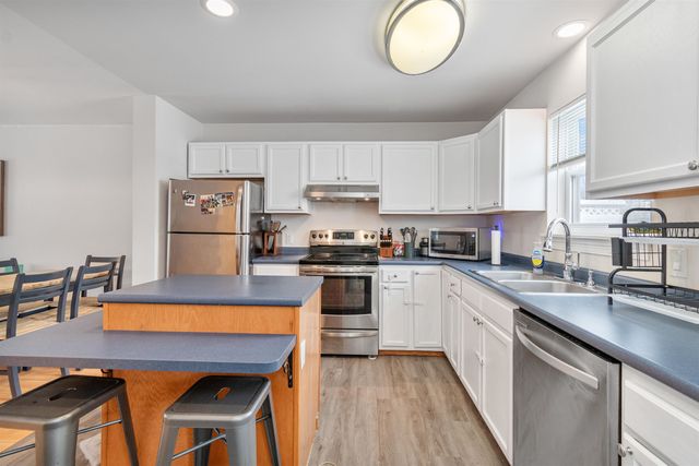 8 Checkerberry Sq Unit 105, Milton, VT 05468