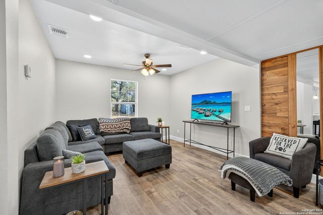 974 S Addison, San Antonio, TX 78264