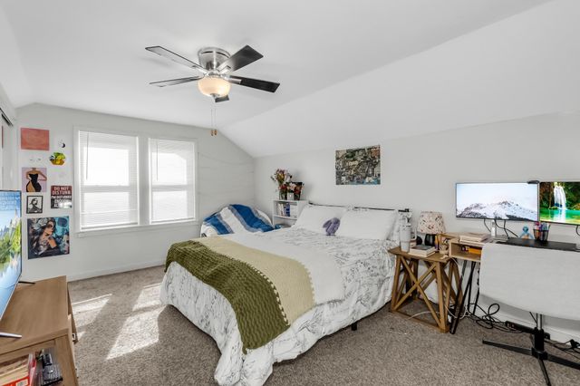 1106 Irving Avenue N, Minneapolis, MN 55411