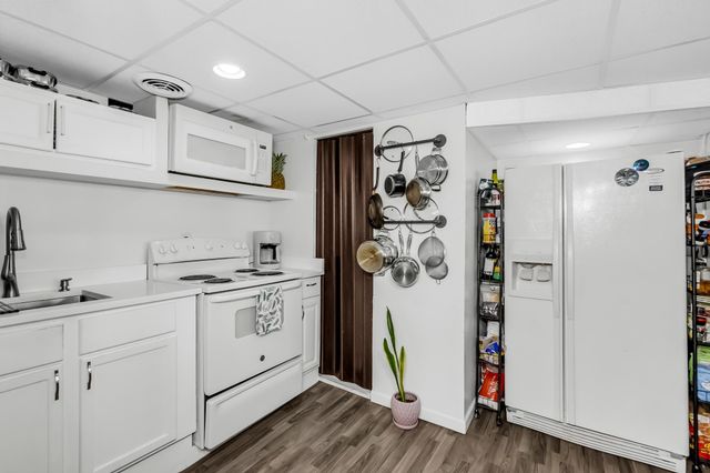 1106 Irving Avenue N, Minneapolis, MN 55411