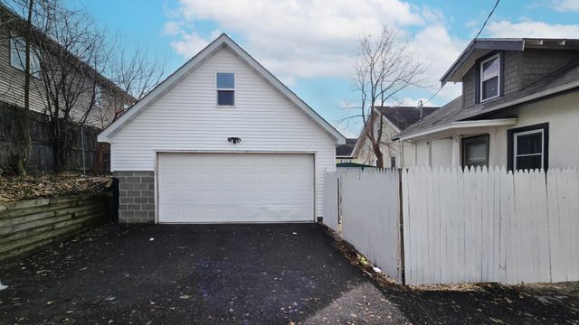 1106 Irving Avenue N, Minneapolis, MN 55411