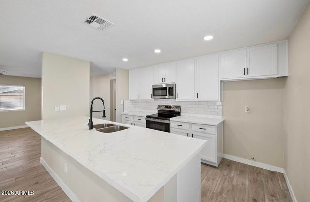 11810 S COCONINO Street, Phoenix, AZ 85044