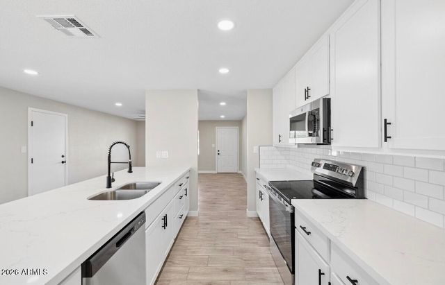 11810 S COCONINO Street, Phoenix, AZ 85044