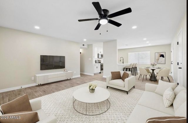 11810 S COCONINO Street, Phoenix, AZ 85044