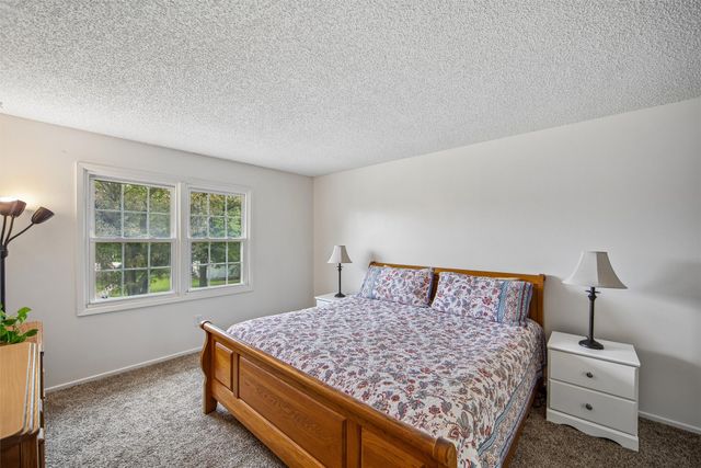 3620 E 41st Court, Des Moines, IA 50317