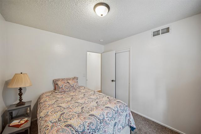 3620 E 41st Court, Des Moines, IA 50317