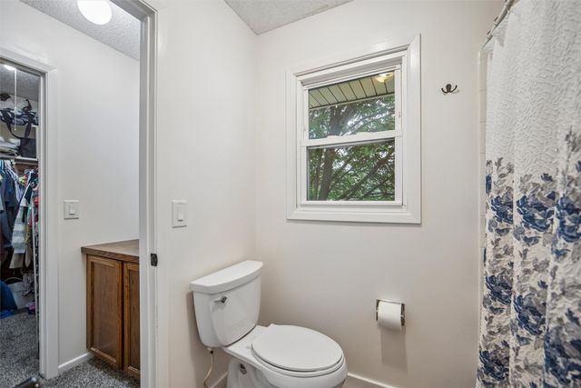 3620 E 41st Court, Des Moines, IA 50317