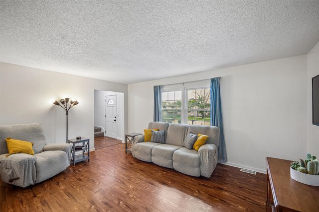 3620 E 41st Court, Des Moines, IA 50317