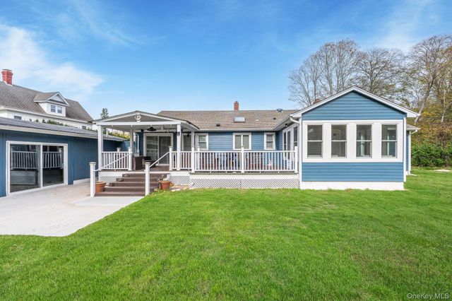 10940 Main Road, East Marion, NY 11939