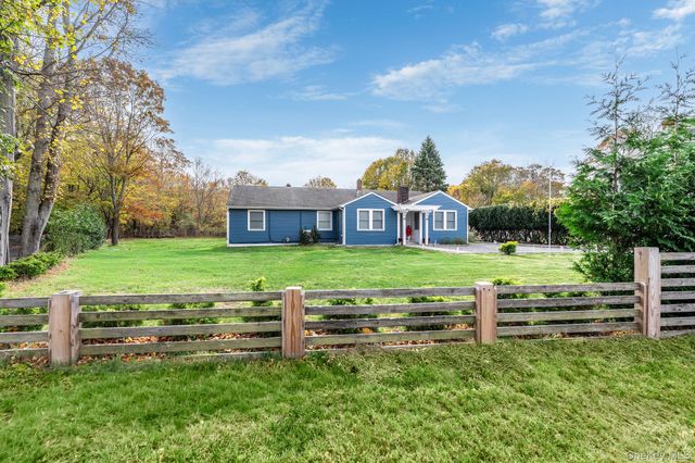 10940 Main Road, East Marion, NY 11939