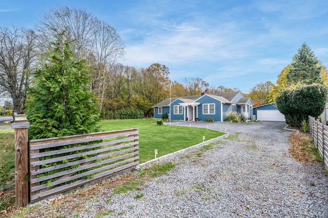 10940 Main Road, East Marion, NY 11939