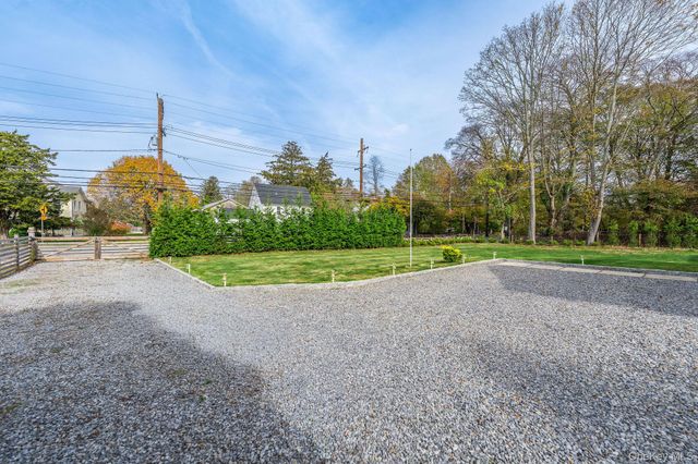 10940 Main Road, East Marion, NY 11939