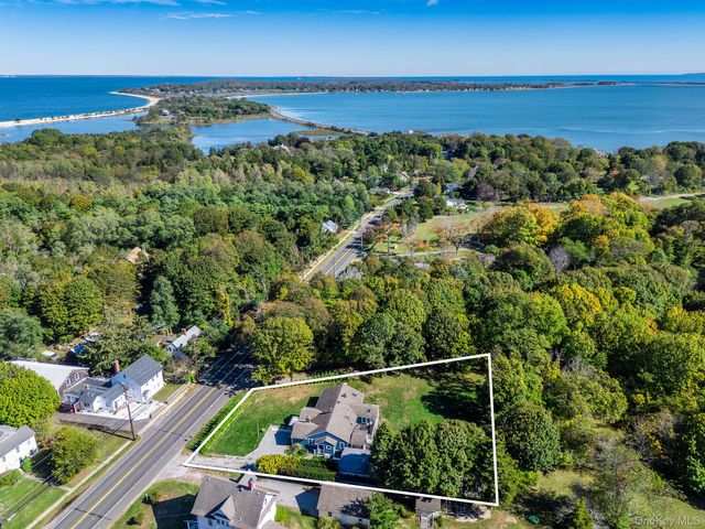 10940 Main Road, East Marion, NY 11939