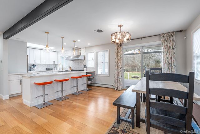 10940 Main Road, East Marion, NY 11939