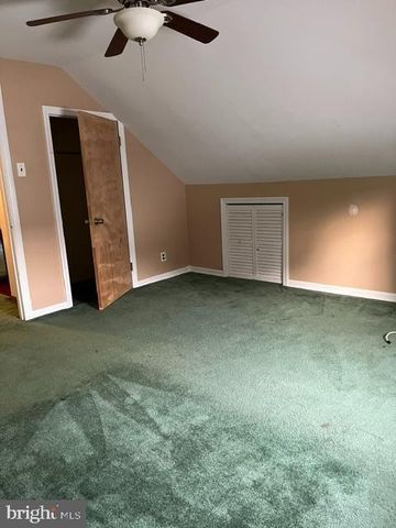 204 W LINDEN AVE, Lindenwold, NJ 08021