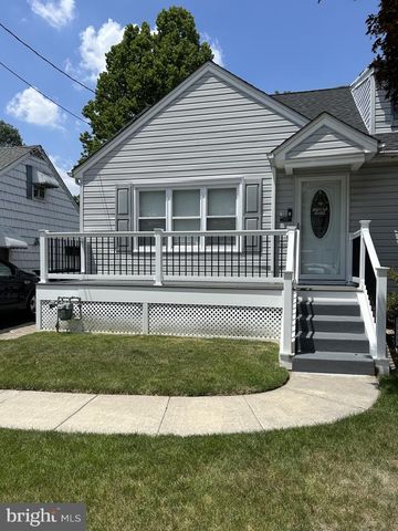 204 W LINDEN AVE, Lindenwold, NJ 08021