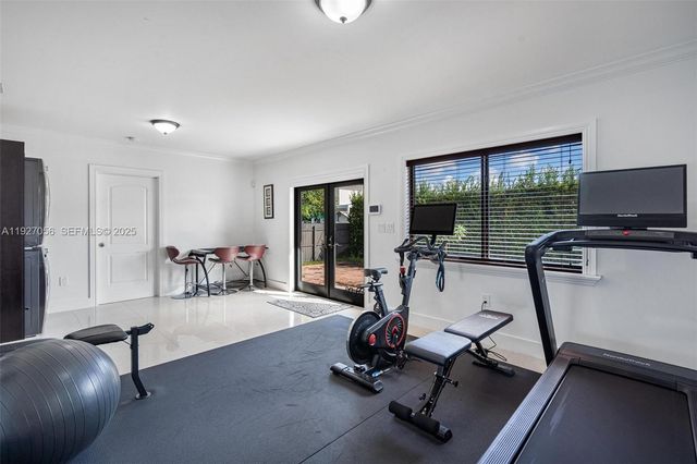 141 SW 51st Ct, Miami, FL 33134