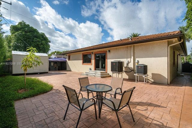 141 SW 51st Ct, Miami, FL 33134