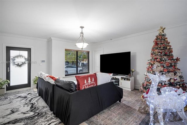 141 SW 51st Ct, Miami, FL 33134