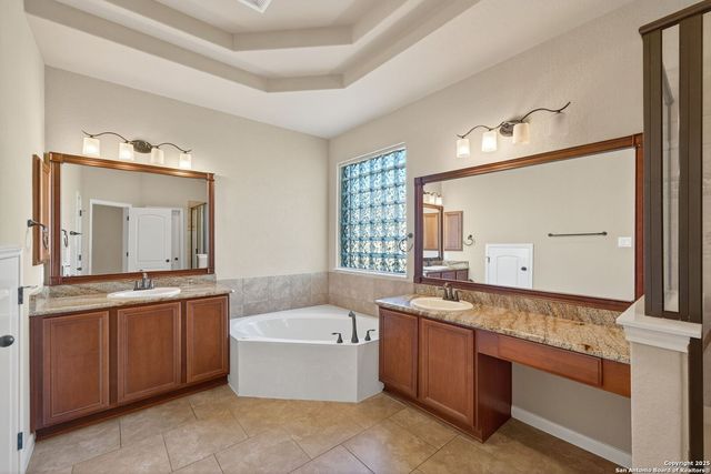 226 Hamburg, New Braunfels, TX 78132