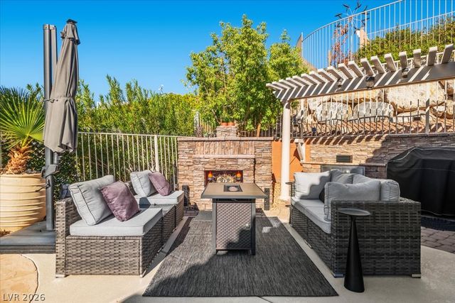 977 Rhyolite Terrace, Henderson, NV 89011
