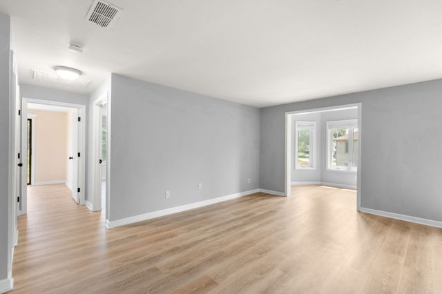 108 Norton Avenue 22, Easton, MA 02334