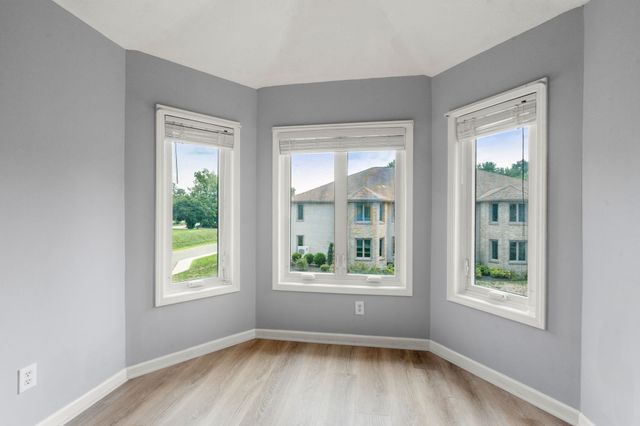 108 Norton Avenue 22, Easton, MA 02334