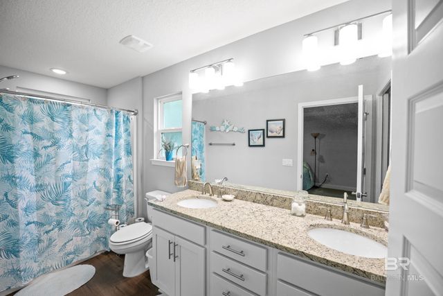 3141 Pine Wood Circle, Lillian, AL 36549