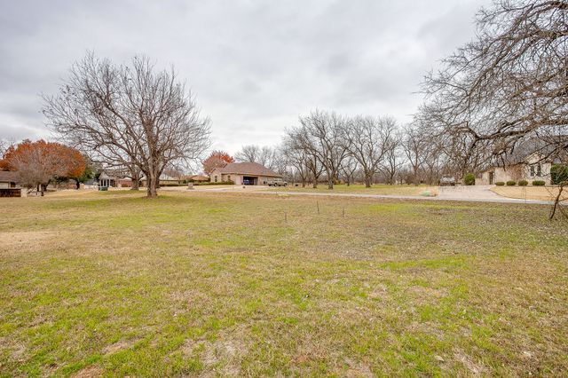 9314 Bellechase Road, Granbury, TX 76049