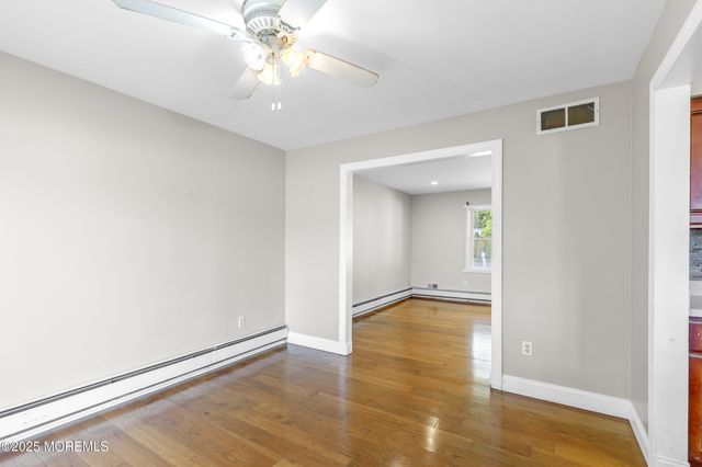 304 Pennington Court, Toms River, NJ 08753