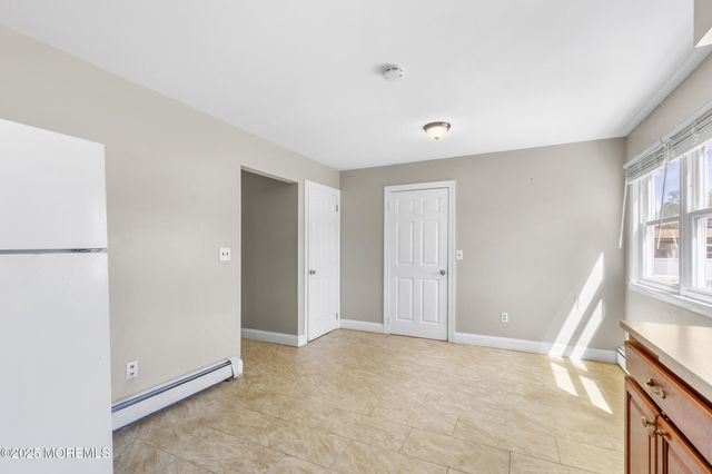 304 Pennington Court, Toms River, NJ 08753
