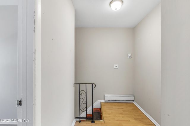304 Pennington Court, Toms River, NJ 08753