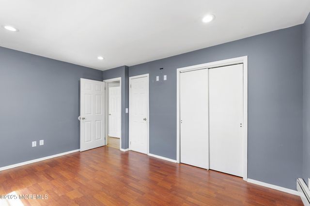 304 Pennington Court, Toms River, NJ 08753