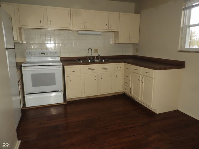 6006 Dickson Road, Indianapolis, IN 46226