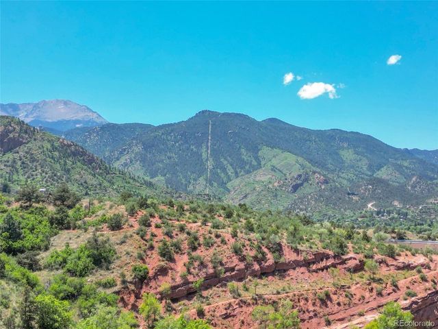 344 Plainview Pl, Manitou Springs, CO 80829