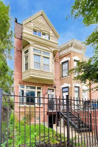 2252 W Warren Boulevard, Chicago, IL 60612