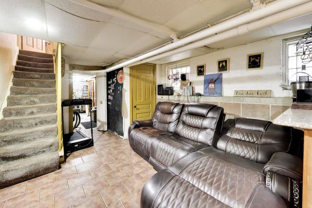 2252 W Warren Boulevard, Chicago, IL 60612