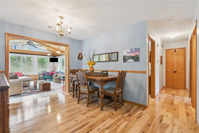 2886 Lynne Lane, Alburnett, IA 52202