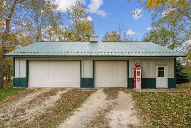 2886 Lynne Lane, Alburnett, IA 52202