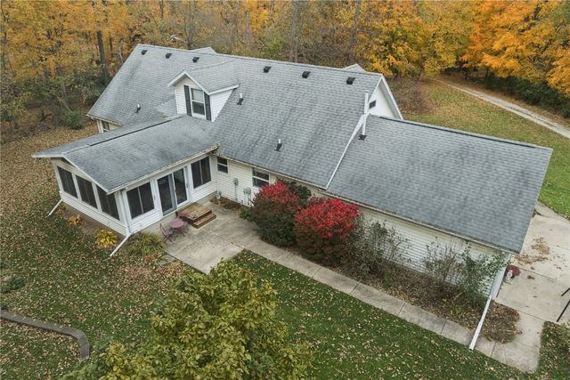 2886 Lynne Lane, Alburnett, IA 52202