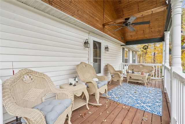 2886 Lynne Lane, Alburnett, IA 52202