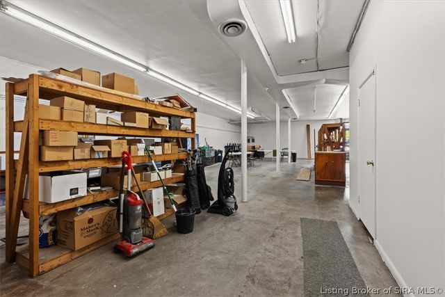429 Spring Street, Jeffersonville, IN 47130