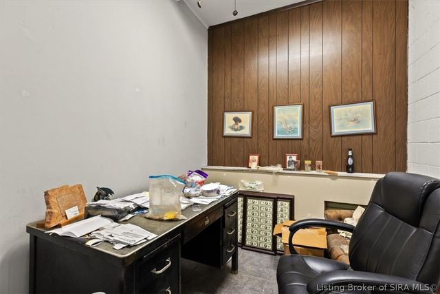 429 Spring Street, Jeffersonville, IN 47130
